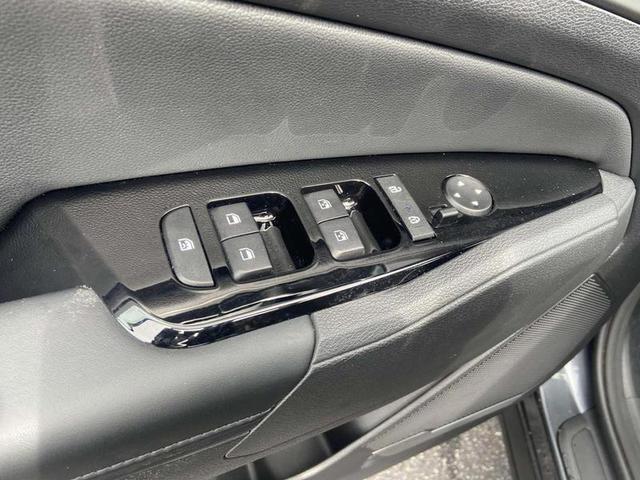 2024 Kia Sportage EX FWD
