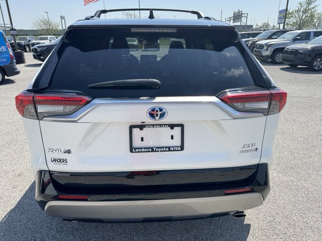 2022 Toyota RAV4 Hybrid XSE AWD
