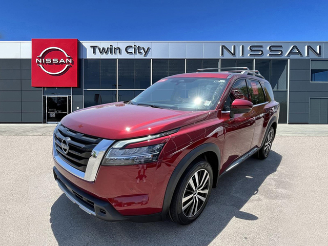 2023 Nissan Pathfinder Platinum 2WD