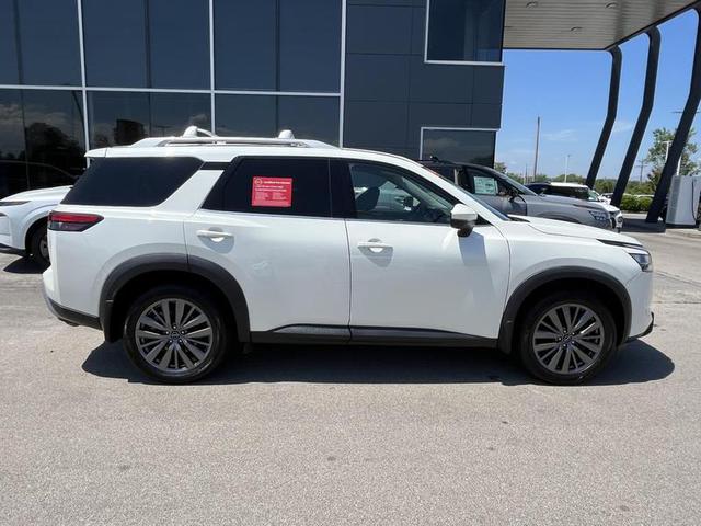 2023 Nissan Pathfinder SL 4WD