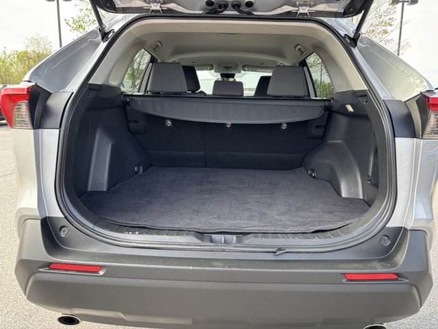 2023 Toyota RAV4 XLE FWD