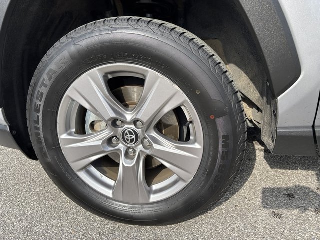 2023 Toyota RAV4 XLE FWD