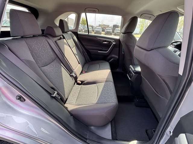 2023 Toyota RAV4 XLE FWD