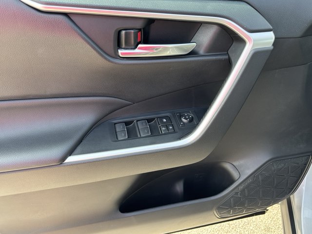 2023 Toyota RAV4 XLE FWD