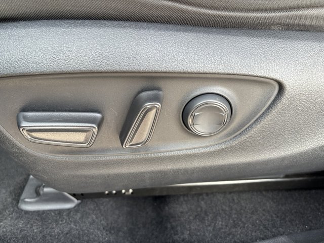 2023 Toyota RAV4 XLE FWD