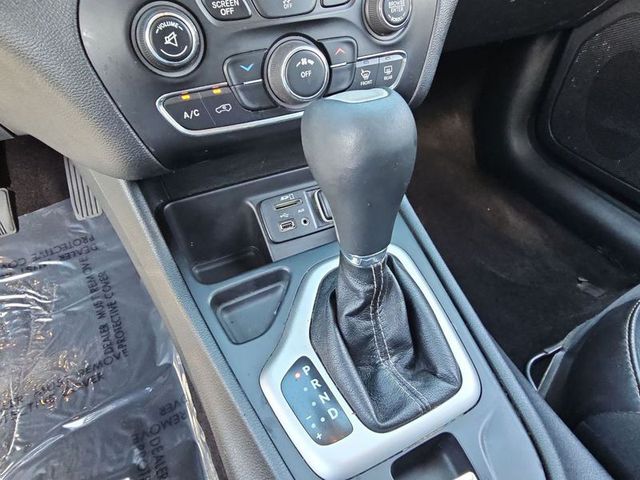 2018 Jeep Cherokee Latitude Plus FWD