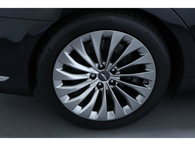 2018 Genesis G90 3.3T Premium RWD