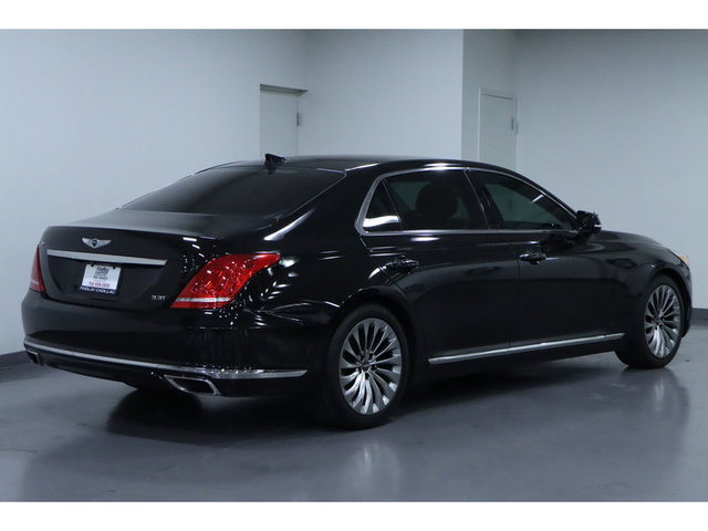 2018 Genesis G90 3.3T Premium RWD