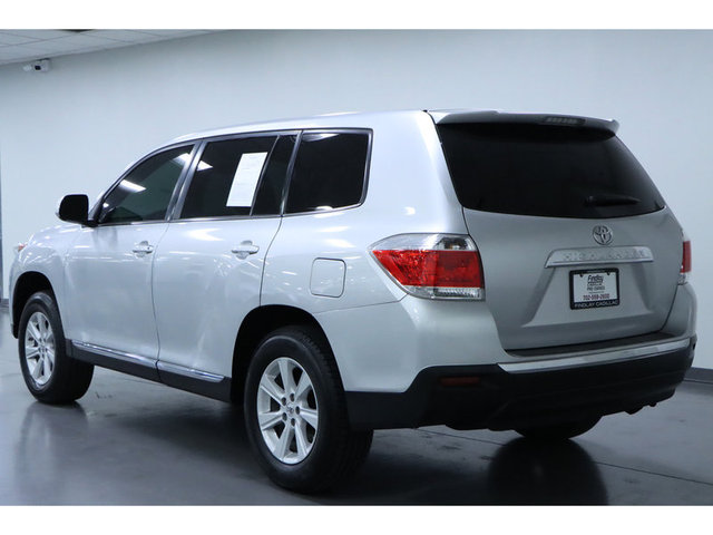 2013 Toyota Highlander Plus FWD
