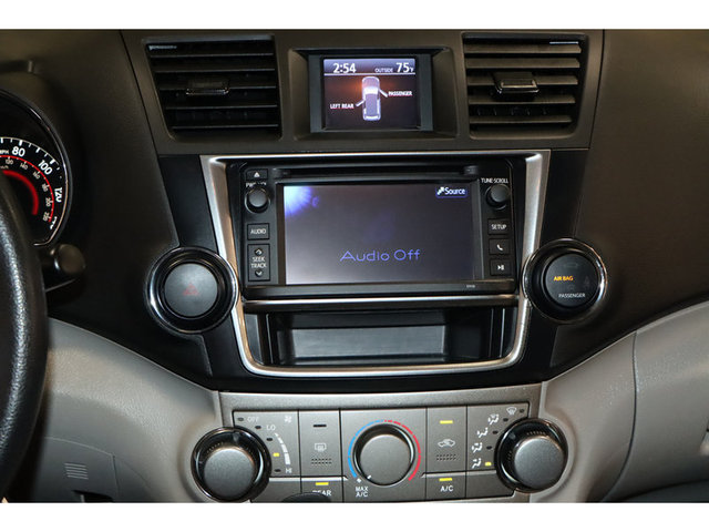 2013 Toyota Highlander Plus FWD