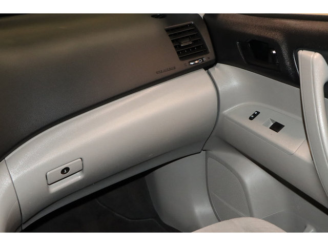2013 Toyota Highlander Plus FWD