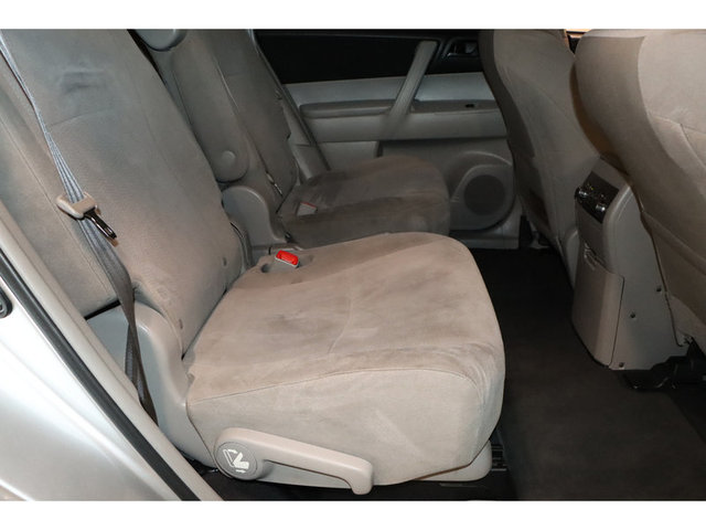 2013 Toyota Highlander Plus FWD