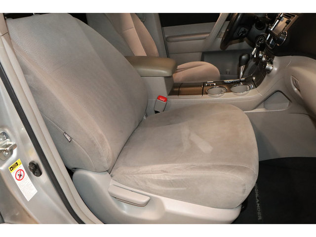2013 Toyota Highlander Plus FWD