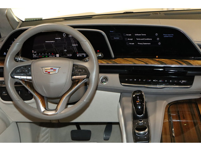 2021 Cadillac Escalade ESV Premium Luxury Platinum 4WD