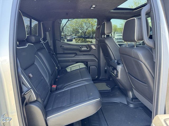 2022 GMC Sierra 1500 AT4X 4WD 147WB