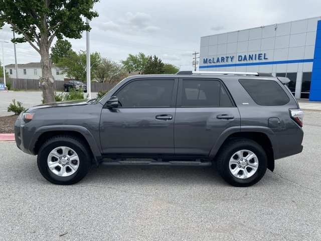 2020 Toyota 4Runner SR5 4WD