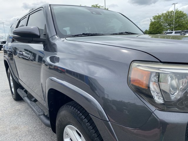 2020 Toyota 4Runner SR5 4WD