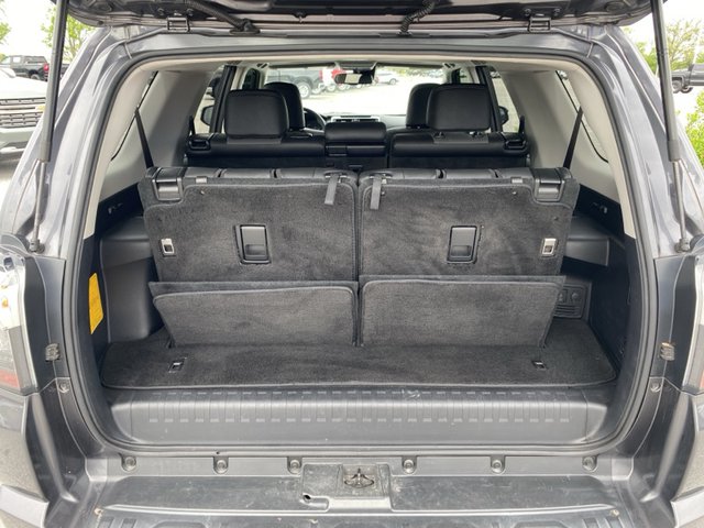 2020 Toyota 4Runner SR5 4WD
