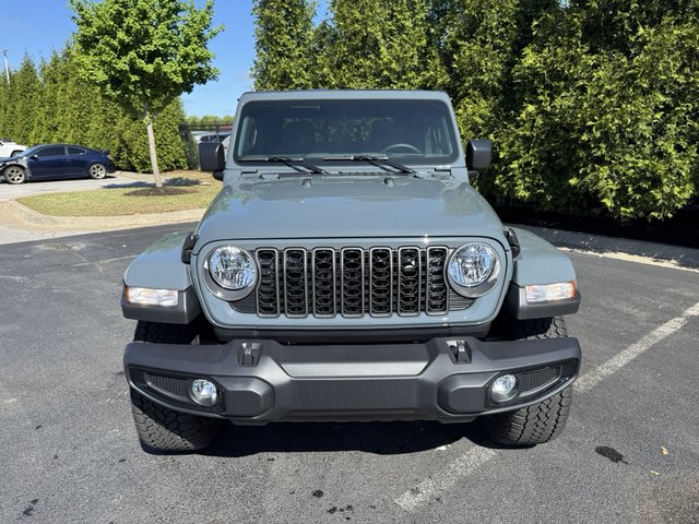 2025 Jeep Gladiator Nighthawk 4WD