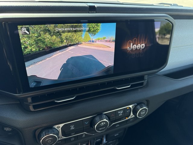 2025 Jeep Gladiator Nighthawk 4WD