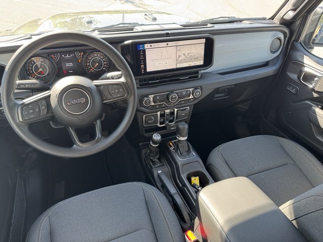 2025 Jeep Gladiator Nighthawk 4WD