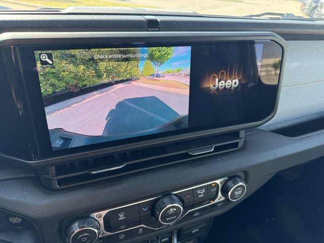 2025 Jeep Gladiator Nighthawk 4WD