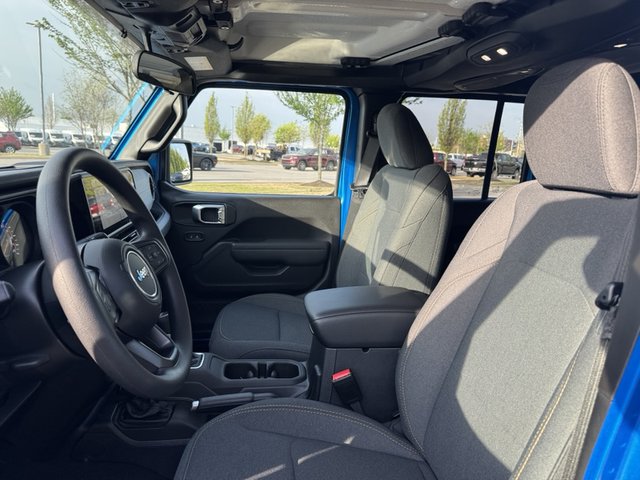 2025 Jeep Gladiator Nighthawk 4WD