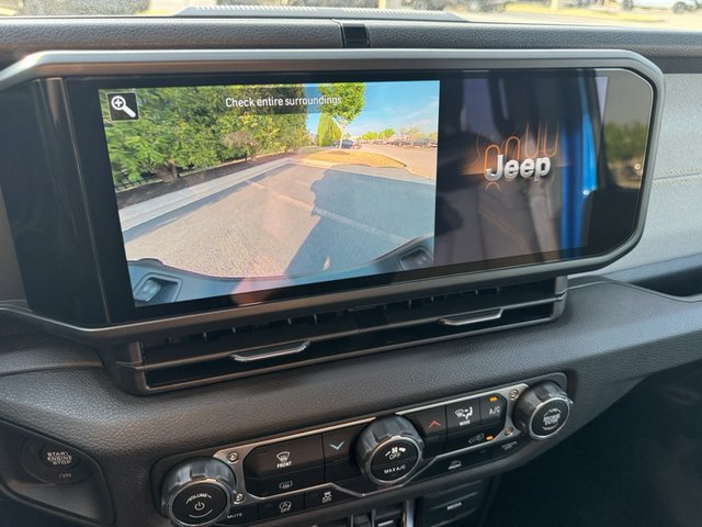 2025 Jeep Gladiator Nighthawk 4WD