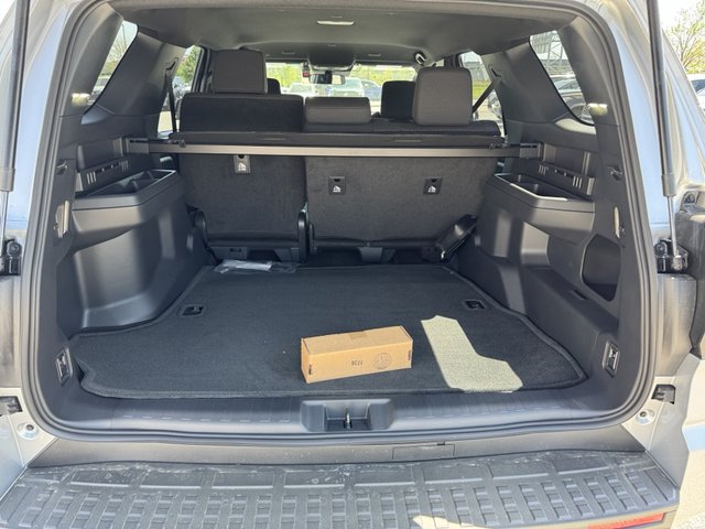 2025 Toyota 4Runner SR5 4WD