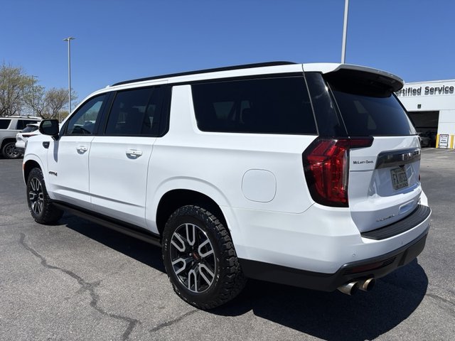 2022 GMC Yukon XL AT4 4WD