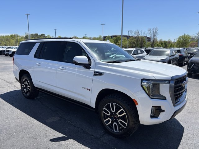 2022 GMC Yukon XL AT4 4WD