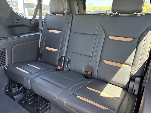 2022 GMC Yukon XL AT4 4WD