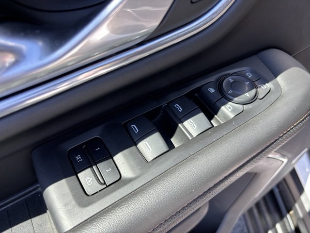 2022 GMC Yukon XL AT4 4WD