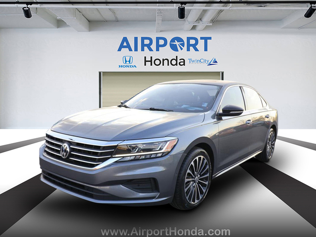 2022 Volkswagen Passat 2.0T Limited Edition