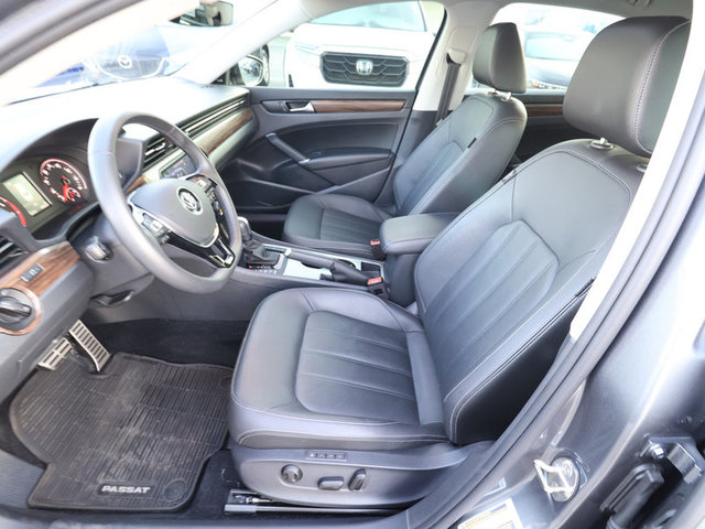 2022 Volkswagen Passat 2.0T Limited Edition