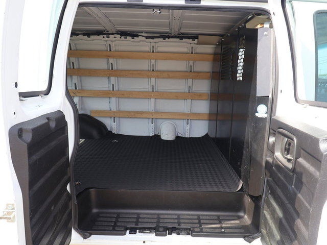 2022 GMC Savana 2500 135WB