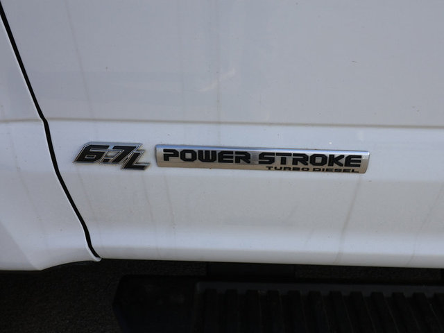 2022 Ford F-350 XLT SD 4WD 8ft Box DRW