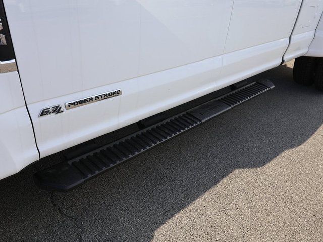 2022 Ford F-350 XLT SD 4WD 8ft Box DRW