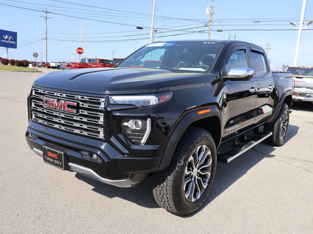 2023 GMC Canyon Denali 4WD