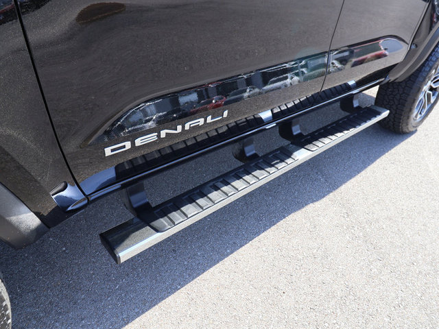 2023 GMC Canyon Denali 4WD