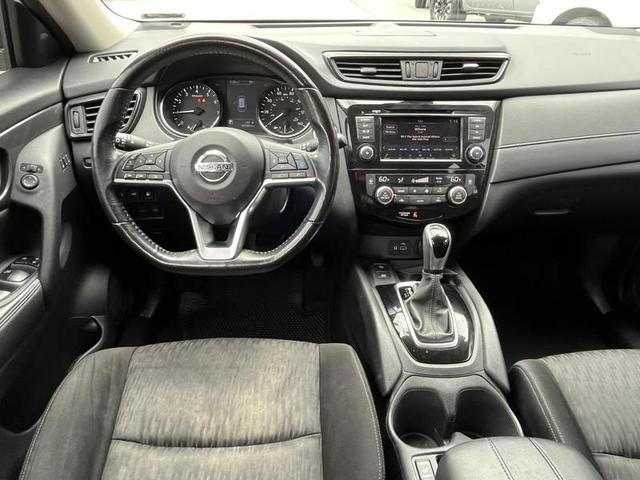 2020 Nissan Rogue SV FWD