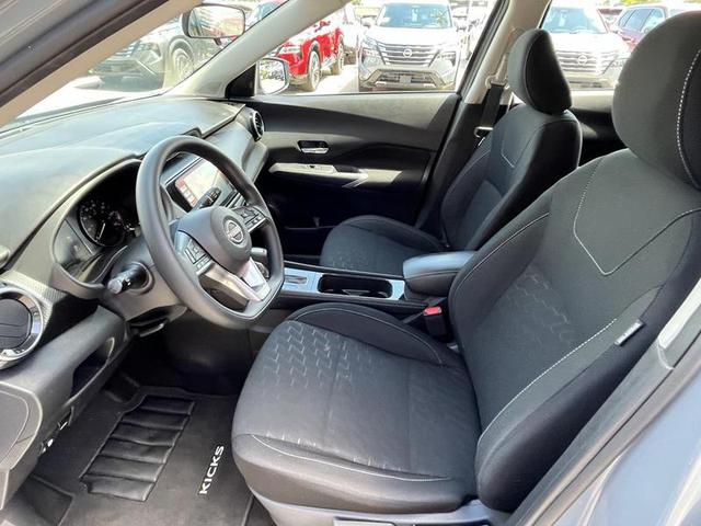 2024 Nissan Kicks SV FWD