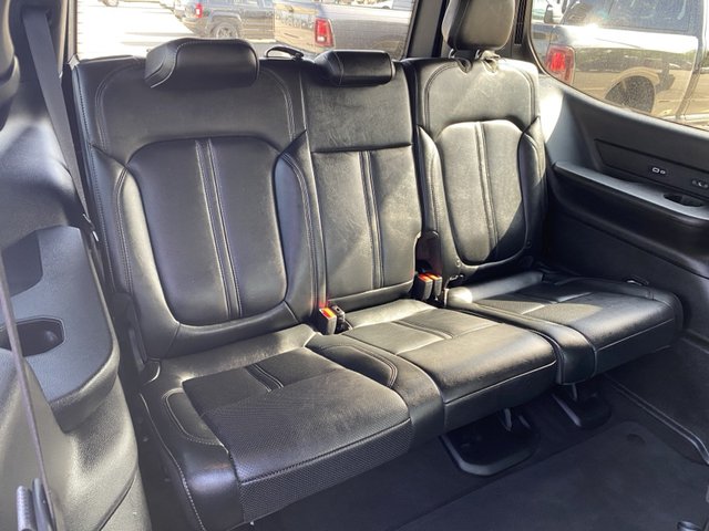 2022 Jeep Wagoneer Series III 4WD