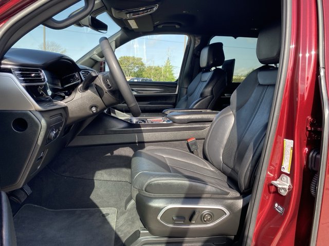 2022 Jeep Wagoneer Series III 4WD