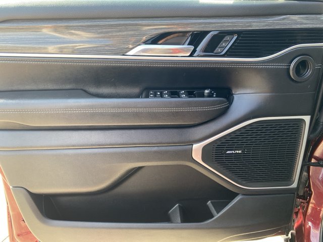 2022 Jeep Wagoneer Series III 4WD