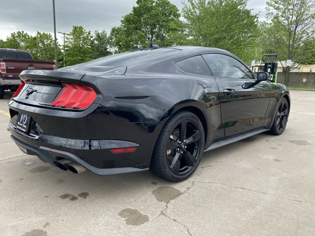 2021 Ford Mustang EcoBoost