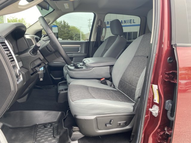 2018 Ram 2500 Big Horn 4WD 6ft4 Box