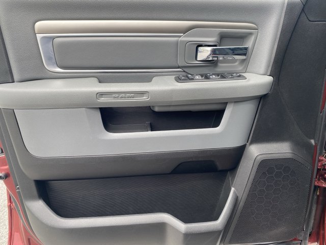 2018 Ram 2500 Big Horn 4WD 6ft4 Box