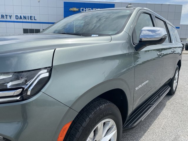 2023 Chevrolet Suburban Premier 2WD