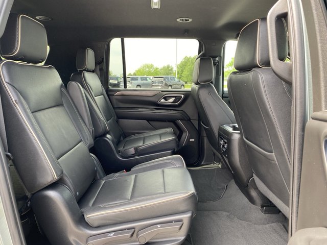 2023 Chevrolet Suburban Premier 2WD
